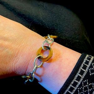 Beautiful silver tone/faux tortoiseshell bracelet with toggle clasp!